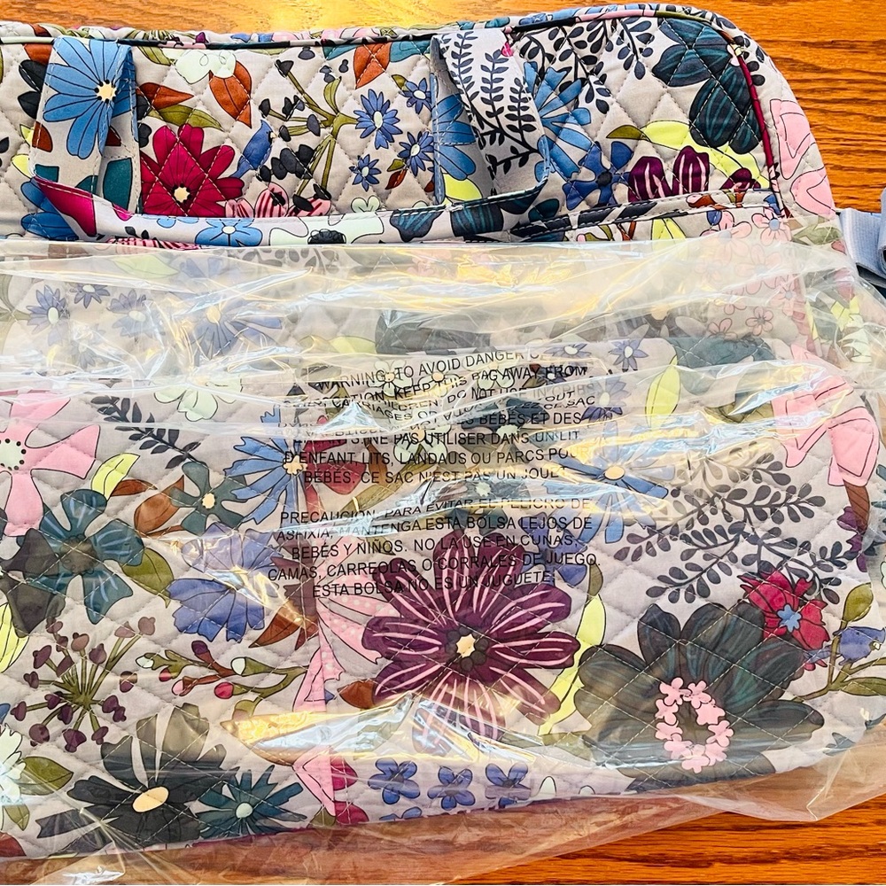 Brand New Vera Bradley Grand Traveler Bag